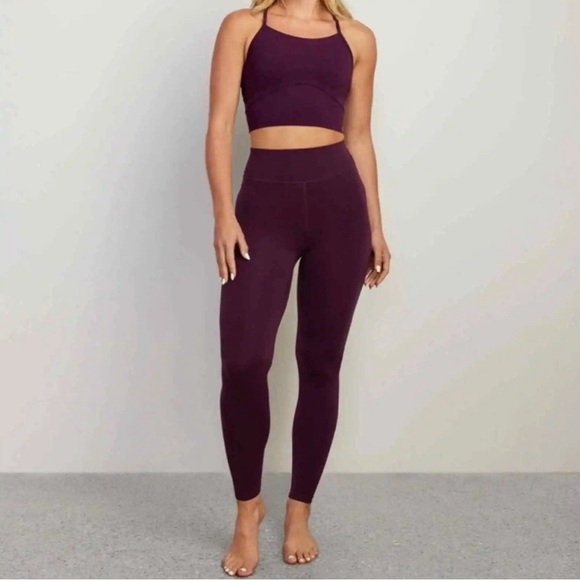 stori Pants - Stori Intro Tight Leggings in Mulberry/ Onyx